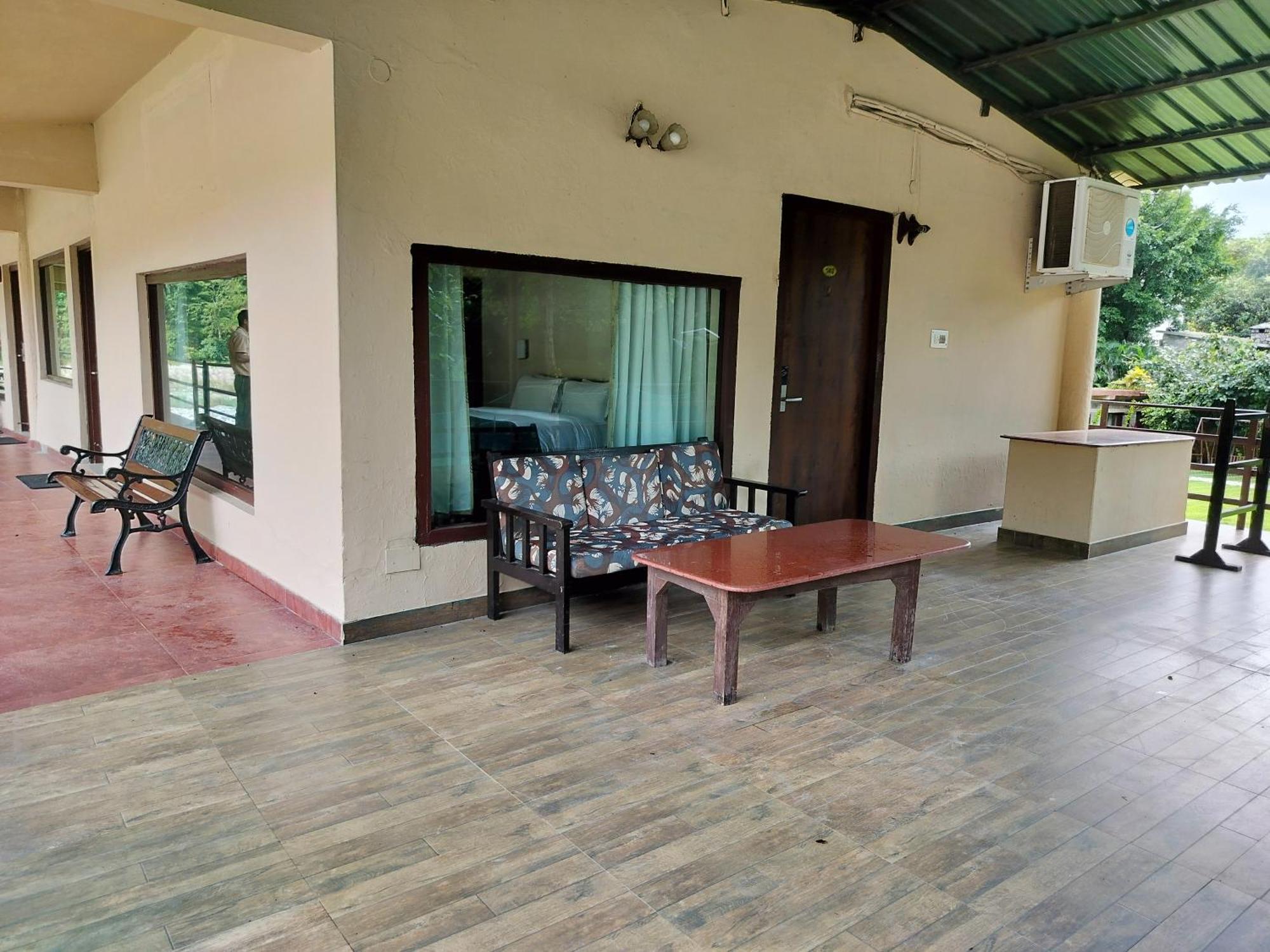 Bel-La Monde Hotel "Riverside" - Jim Corbett Garjia Exterior photo
