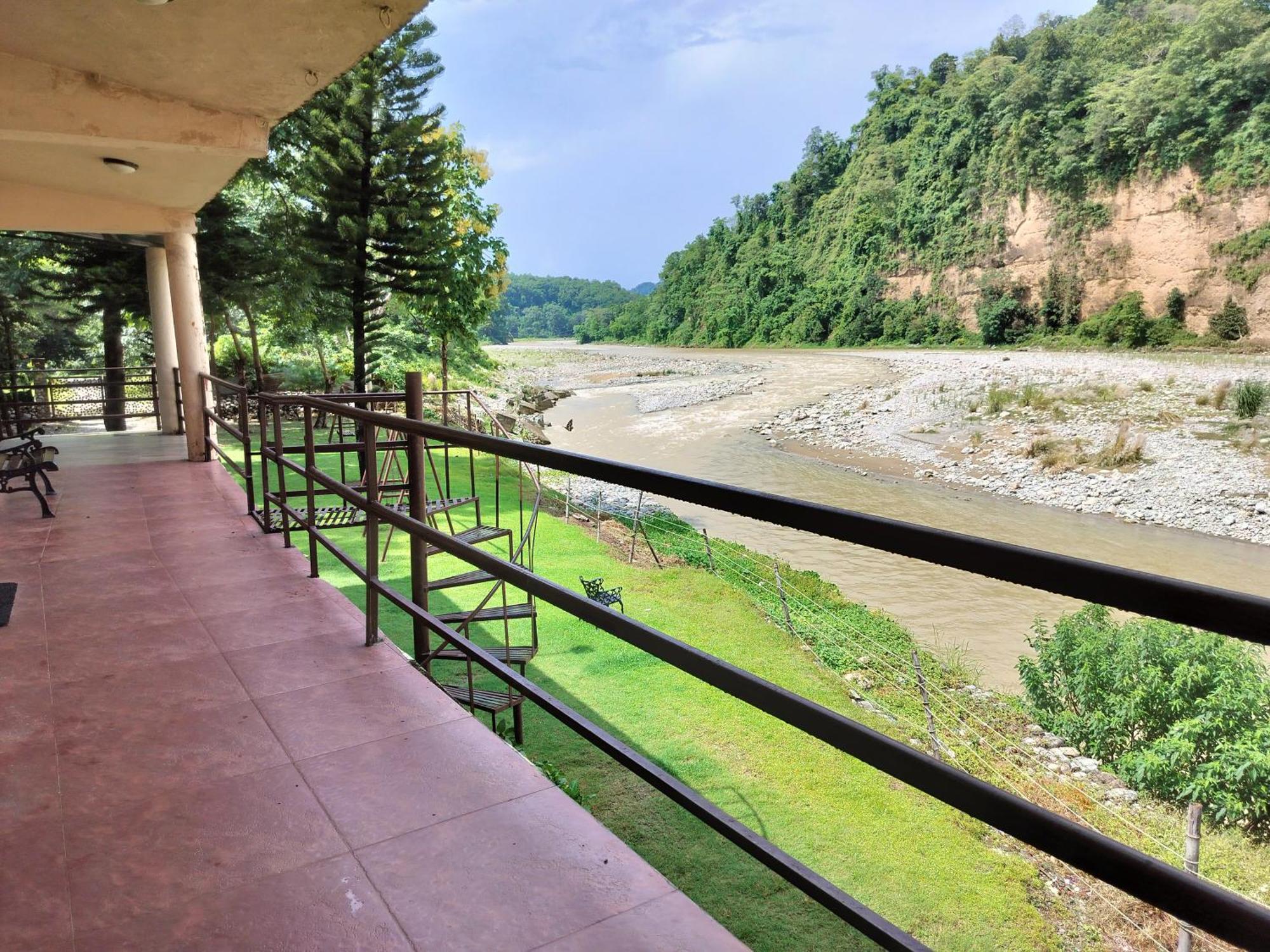 Bel-La Monde Hotel "Riverside" - Jim Corbett Garjia Exterior photo