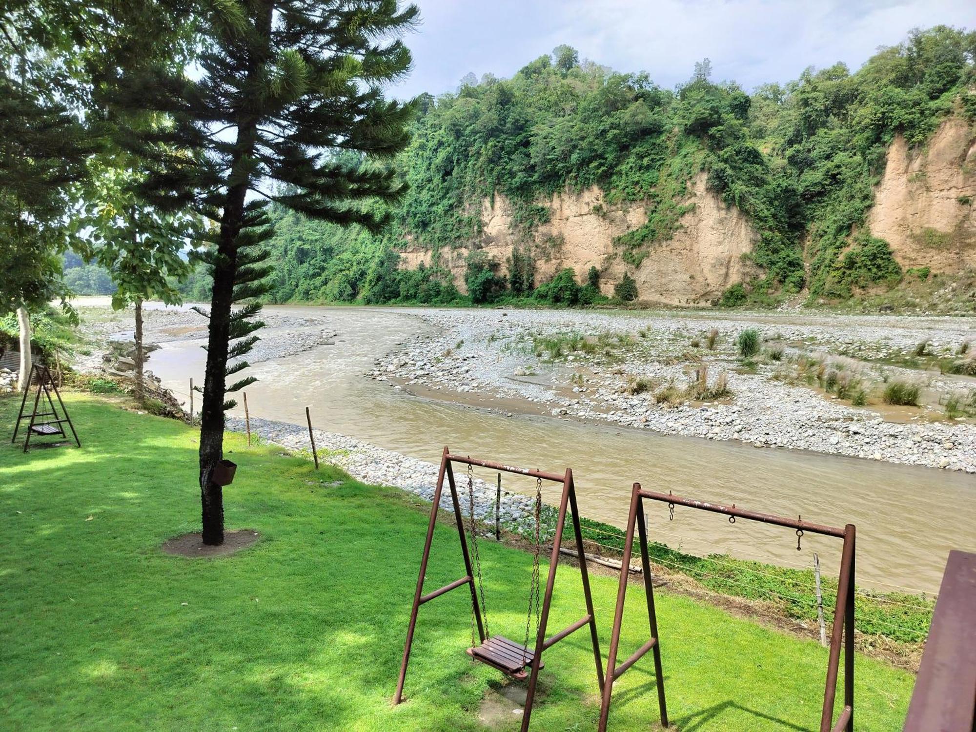Bel-La Monde Hotel "Riverside" - Jim Corbett Garjia Exterior photo