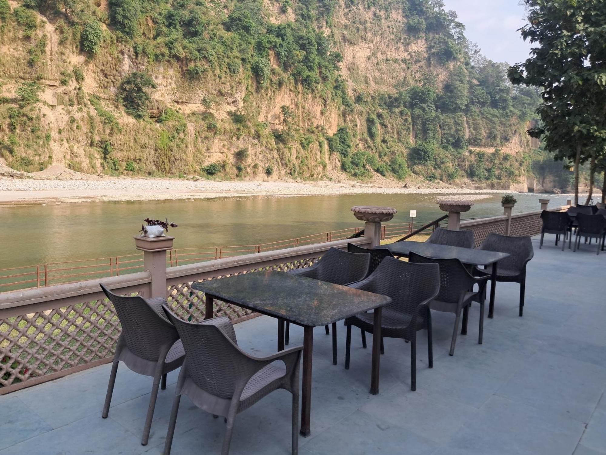 Bel-La Monde Hotel "Riverside" - Jim Corbett Garjia Exterior photo