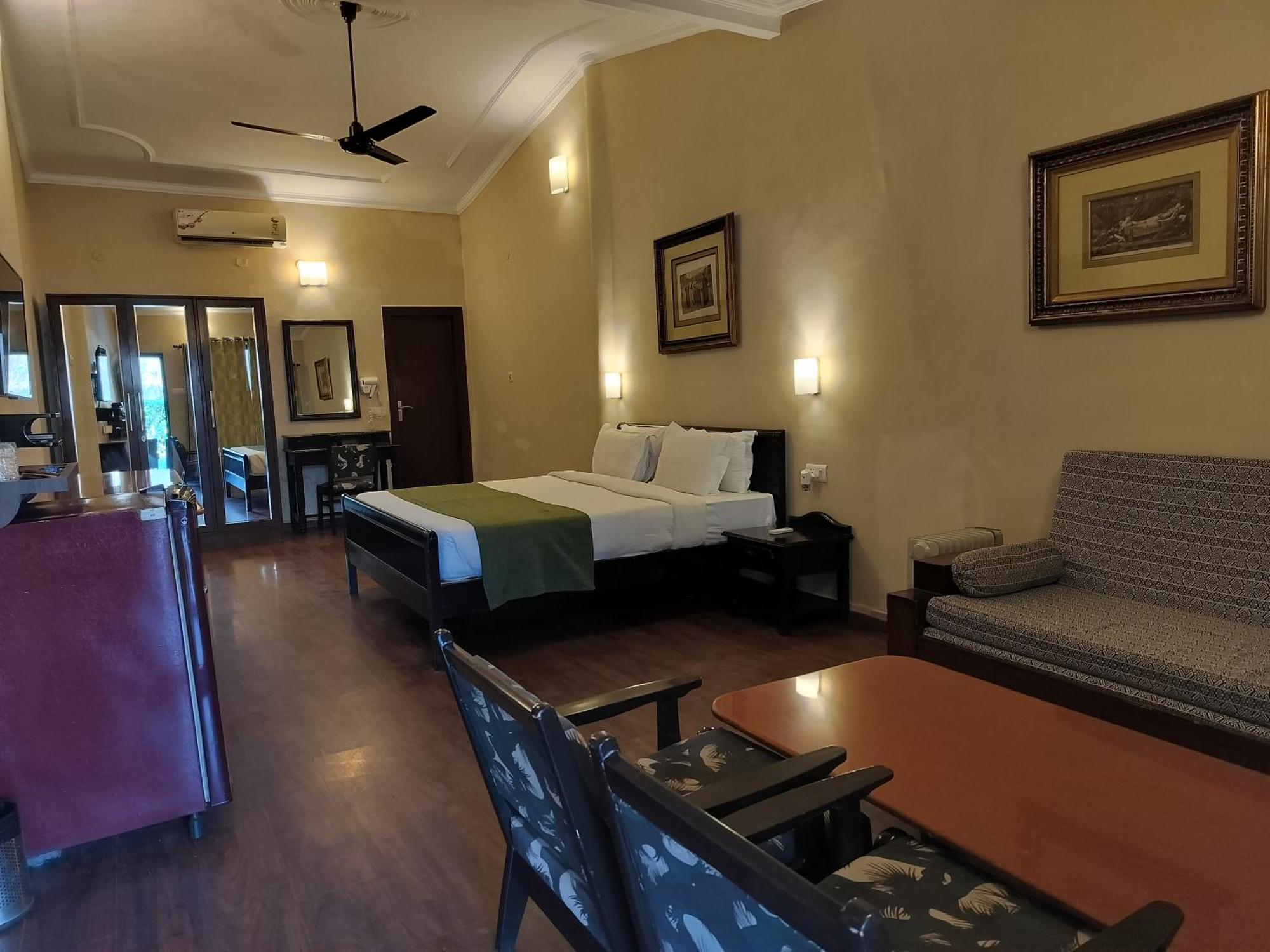 Bel-La Monde Hotel "Riverside" - Jim Corbett Garjia Exterior photo