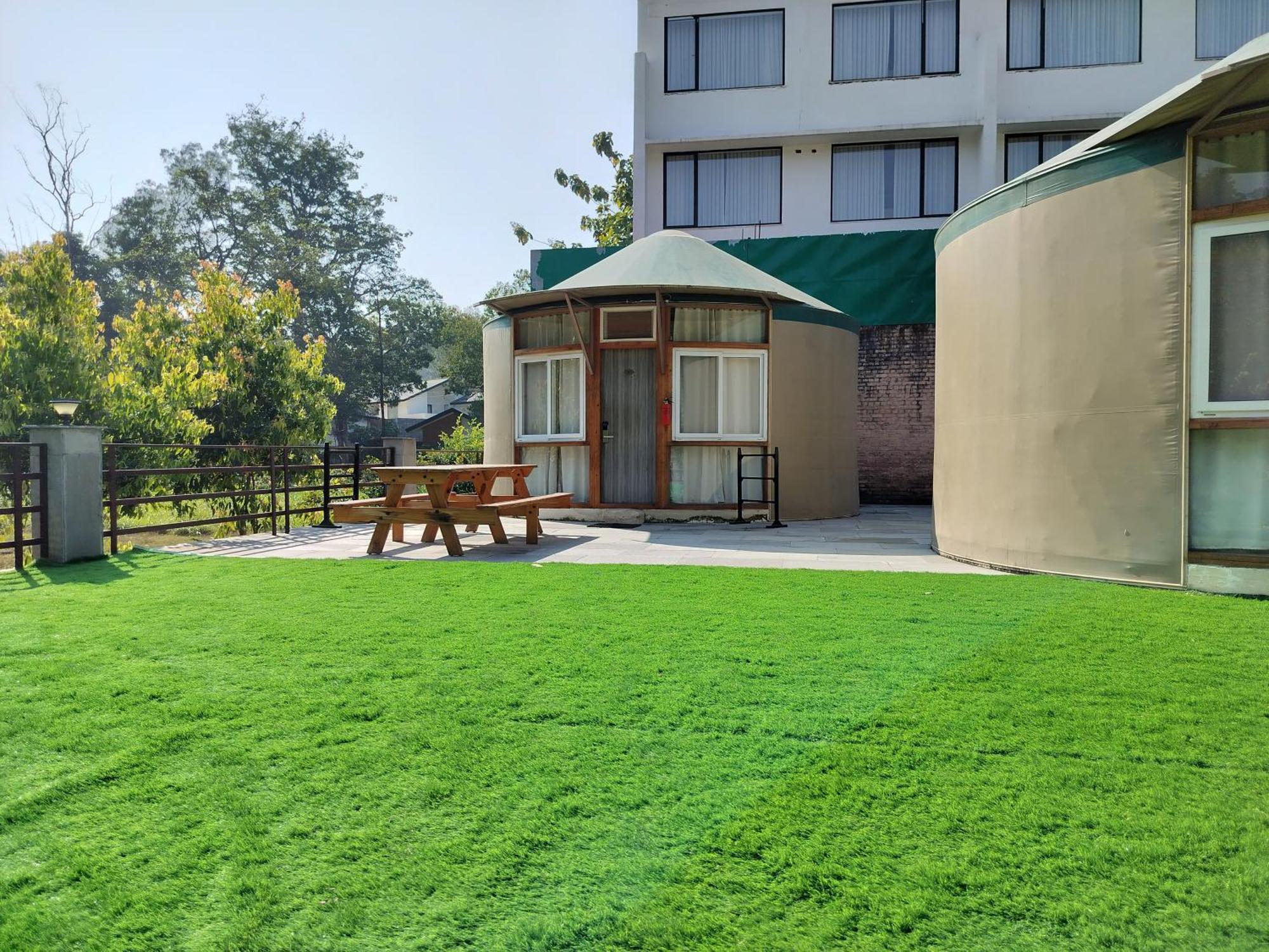 Bel-La Monde Hotel "Riverside" - Jim Corbett Garjia Exterior photo